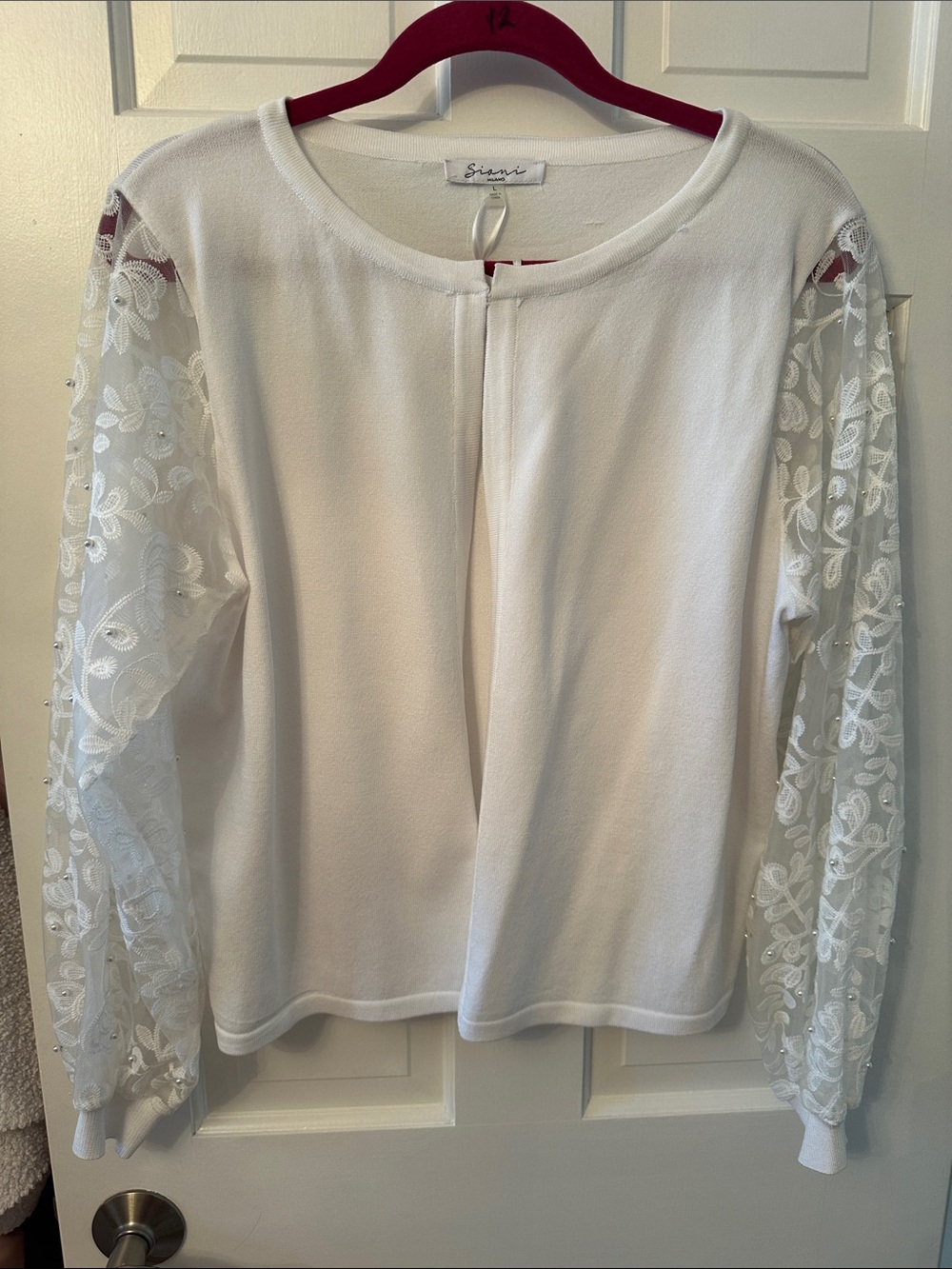 Sioni White Lace-Sleeve Long Sleeve Blouse
